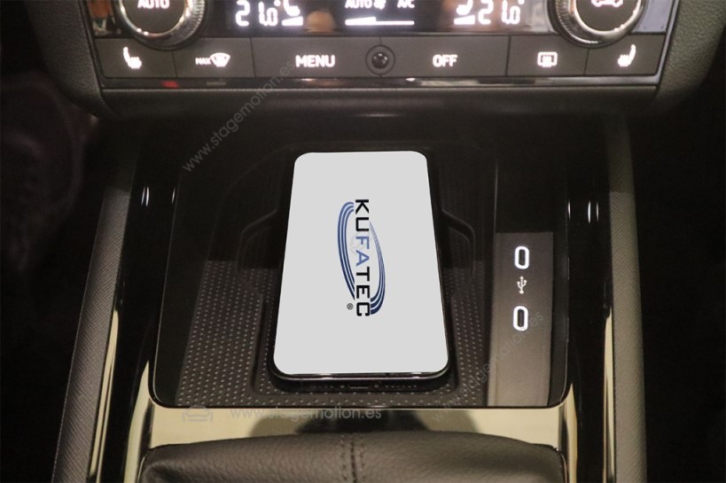 Kit phone box de carga inductiva para Skoda Scala NW1