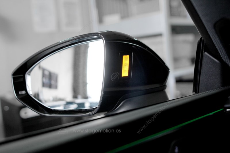 Asistente de cambio de carril (Audi side Assist) para Audi A8 4N