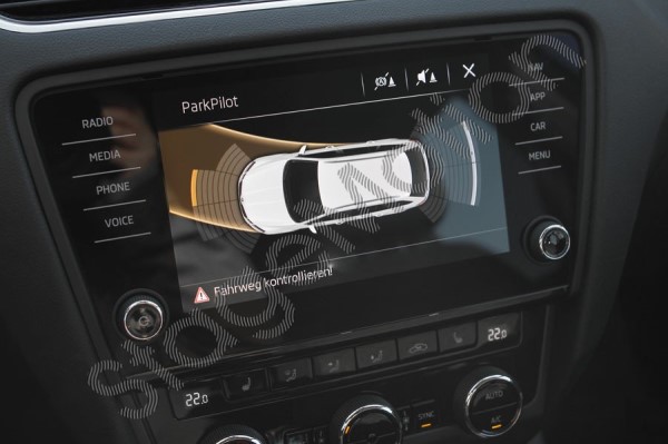 Kit Park Pilot plus delantero y trasero con OPS para Skoda Octavia 5E