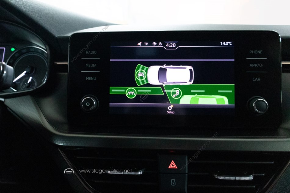 Kit completo de asistencia de aparcamiento para Skoda Kamiq NW4