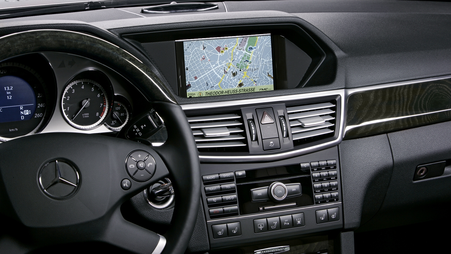 Kit RVC Integrado Mercedes-Benz Clase GLK (X204) -10/2008~08/2009- Comand NTG 4